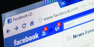 Prosecutors to Facebook screen potential jurors