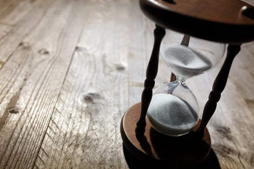 Global firm trials ending performance-billable hours link