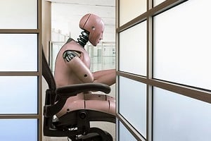 Entrepreneur creates robot lawyer