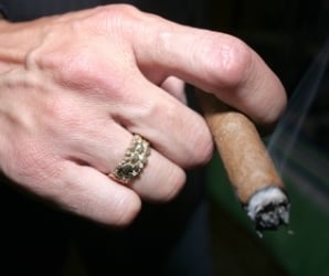 Ex-smokers earn more than non-smokers