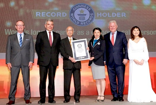 Insurance sales agent celebrates Guinness record-setting milestone