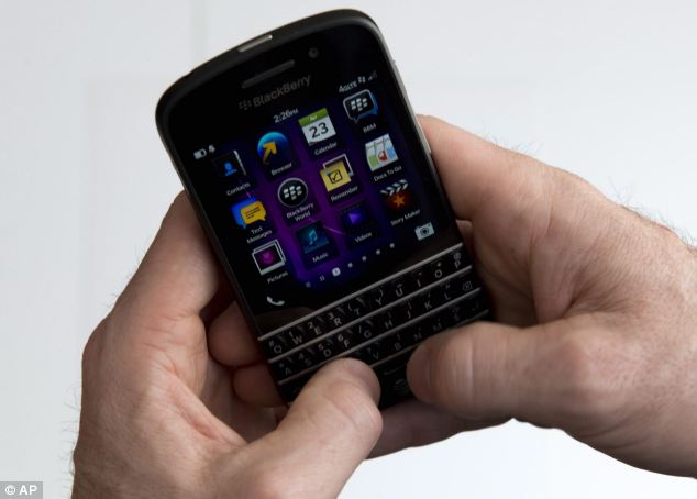 Big firms hang up on Blackberry