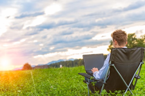 The pros and cons of hiring remote workers