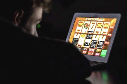 Social casino games could be brainwashing teens, warns CAMH