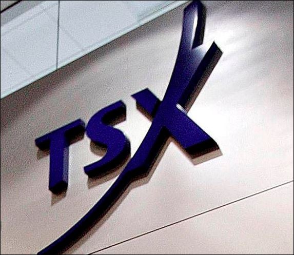 Oil bounces back yet again, TSX ends on triple-figure high