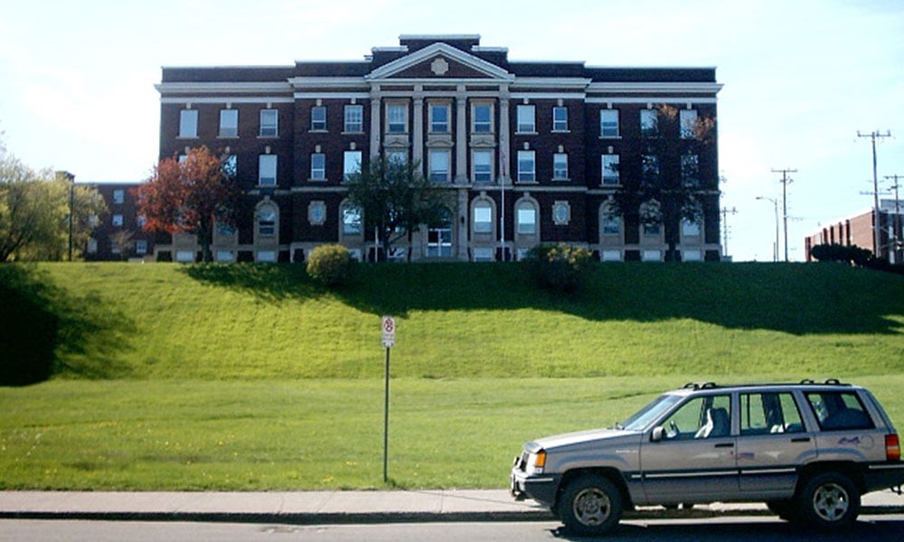 Ontario Court of Justice adds two new Justices of the Peace: Andres and Woods