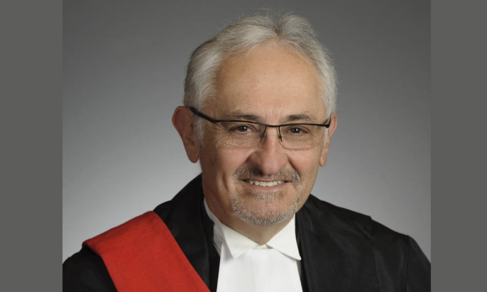 Law Society gives honourary LLD to family law specialist George Czutrin