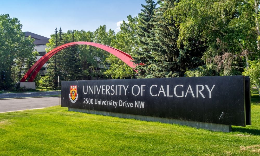 University of Calgary to offer law scholarship to King’s College and Dalhousie graduates