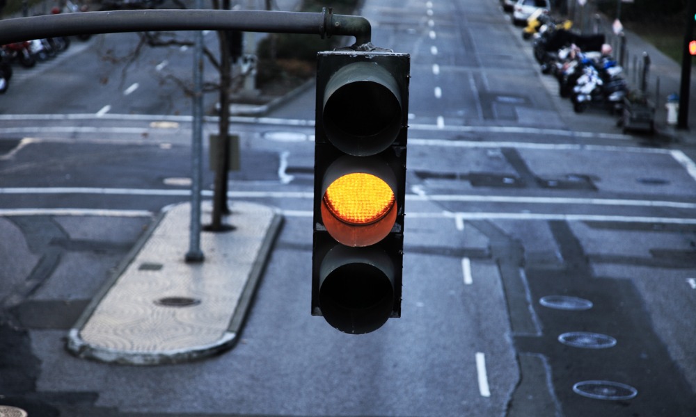 BC Supreme Court holds driver liable for car crash due to failure to react to traffic lights