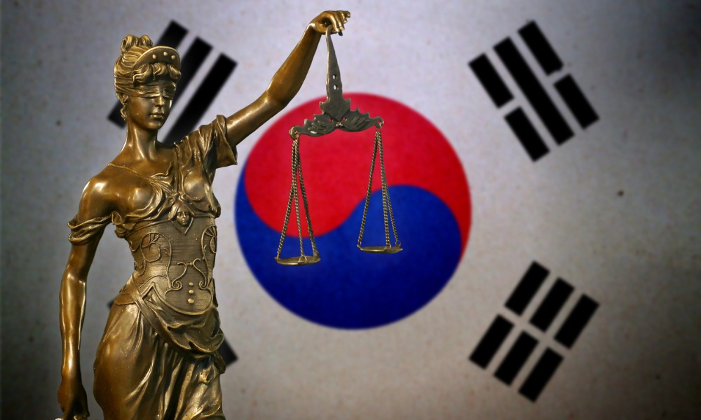 Report reveals South Korea faces persistent gender gap in the legal profession