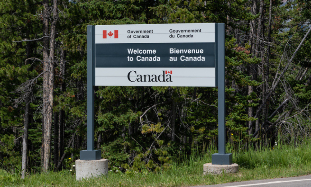 Federal Court upholds denial of refugee claim based on insufficient evidence of persecution