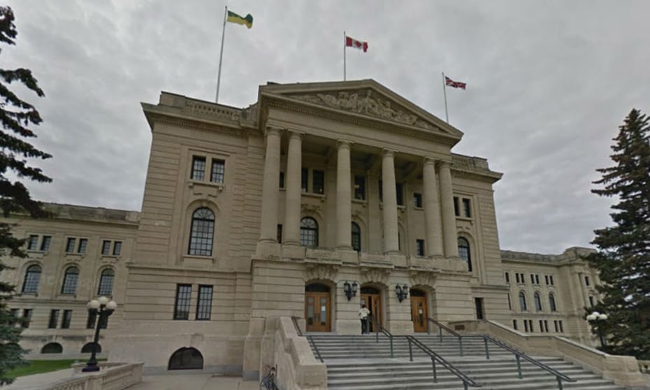 Saskatchewan to increase parental leave by 8 weeks