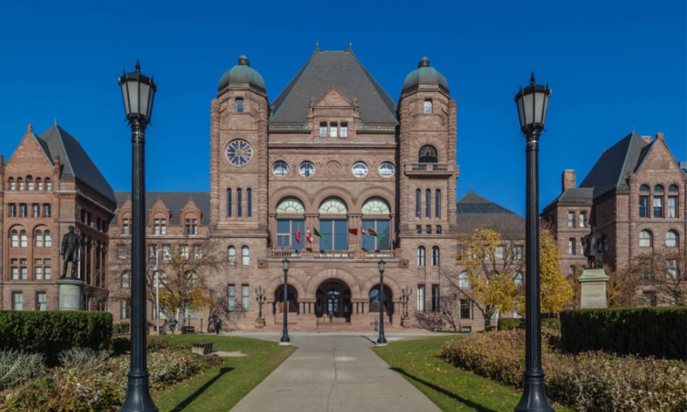 Ontario nurses protest bills 124, 195