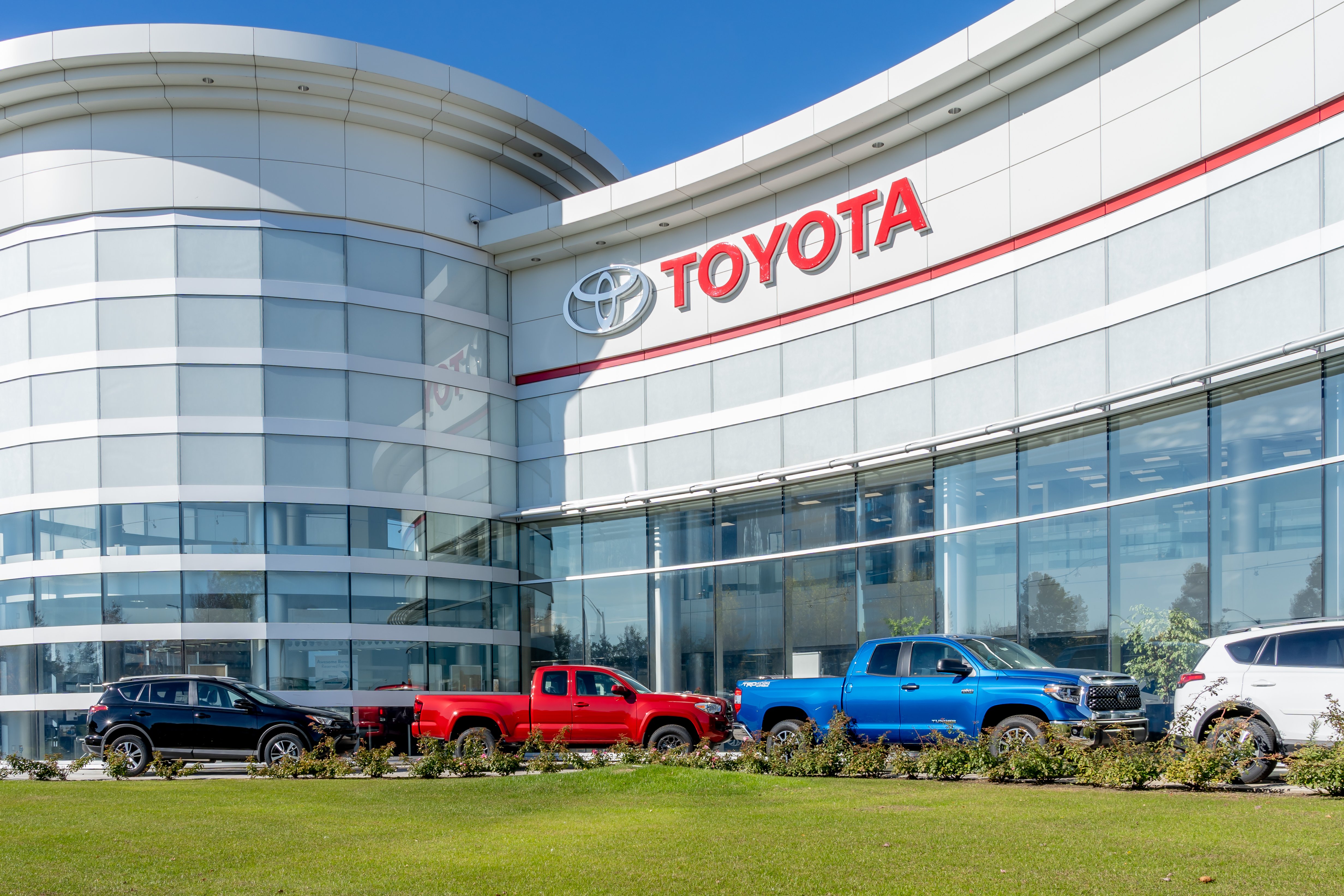 Toyota offers rapid testing to workers
