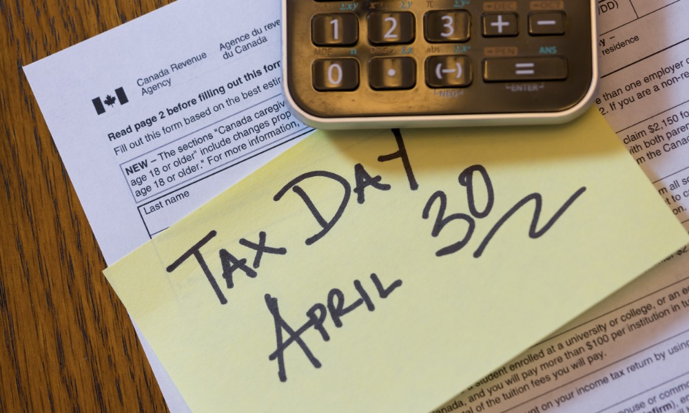 CRA issues warning for late tax filers