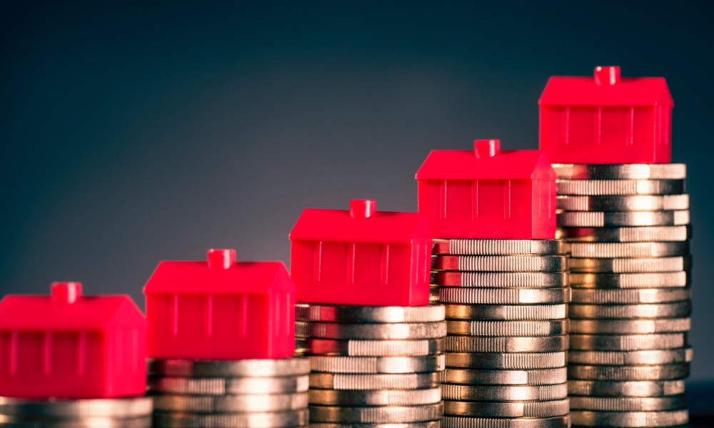 House price gain of 10% will push median price nearer $1 million