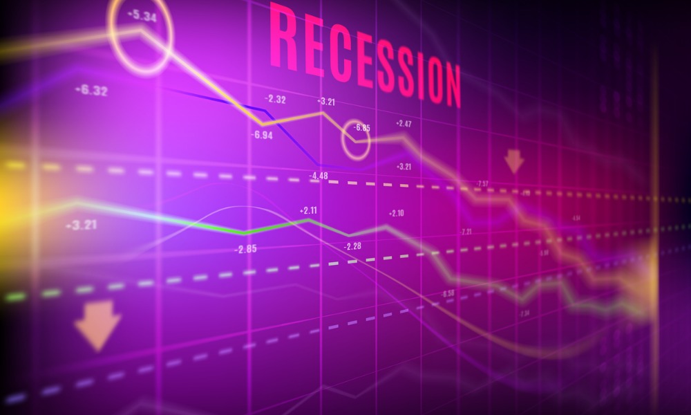 Strategists anticipate recession in the second half of 2022