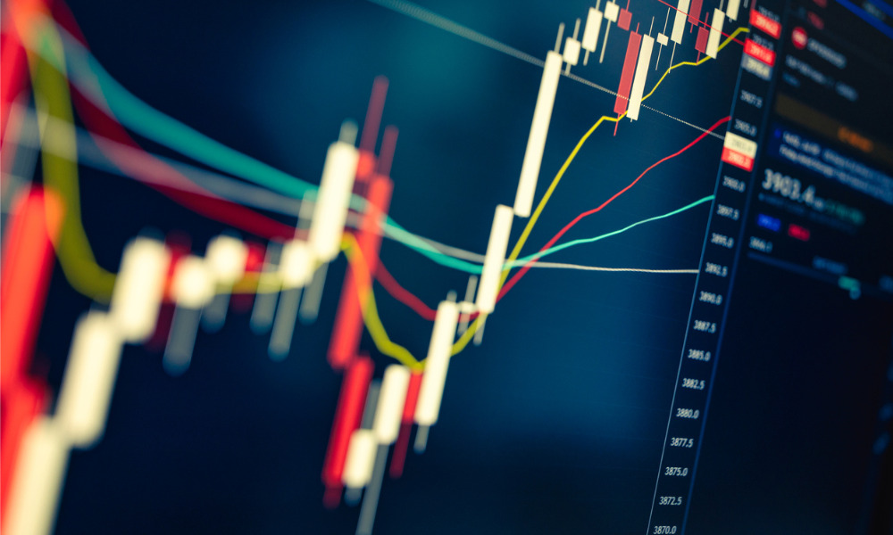 Mutual fund redemptions reach new 2023 high, ETFs still positive