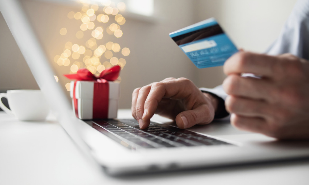 Many Canadians take a savings hit from holiday spending