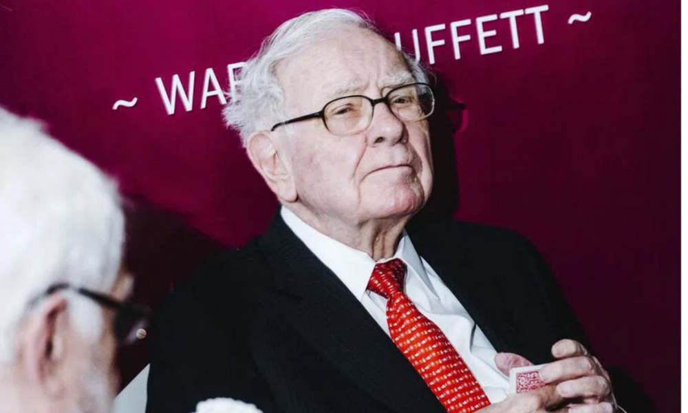 To be or not to be like Buffett: Financial advisors weigh in