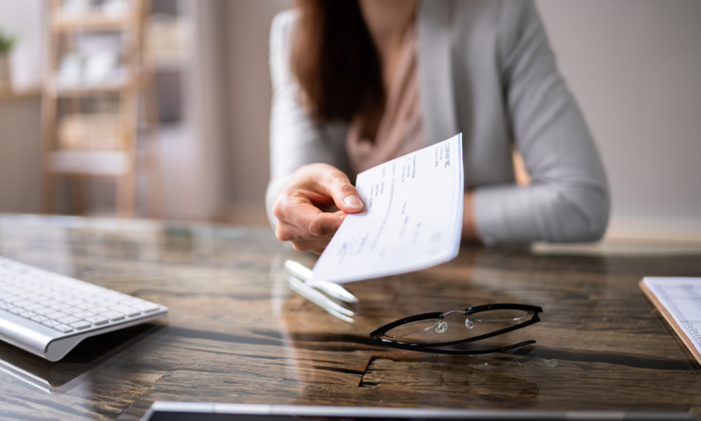 How estate trustee compensation is calculated: Key legal insights