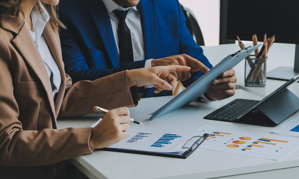 Hidden risks and returns of digital marketing for lawyers 