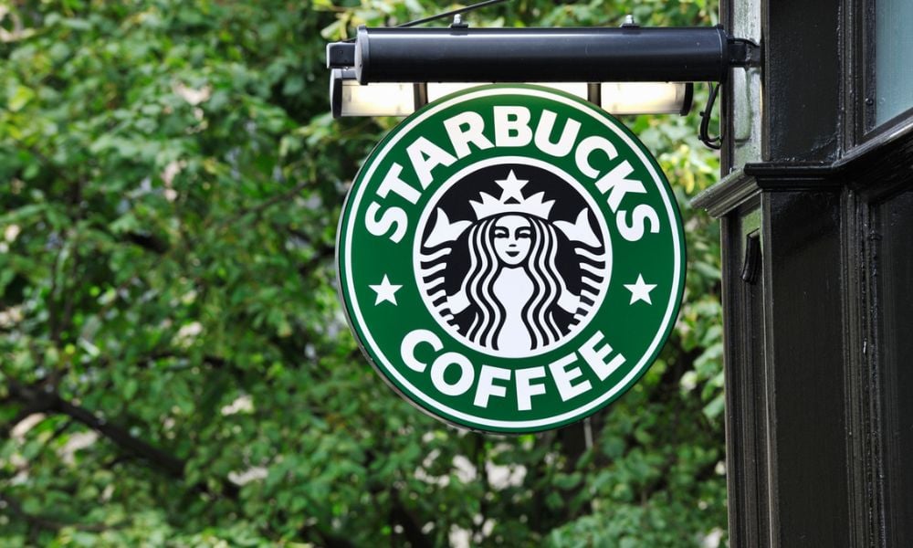 Starbucks names new CEO