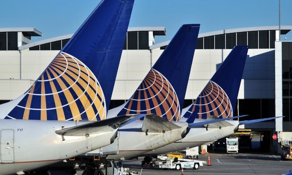 United Airlines to terminate almost 600 unvaccinated staff | HRD America