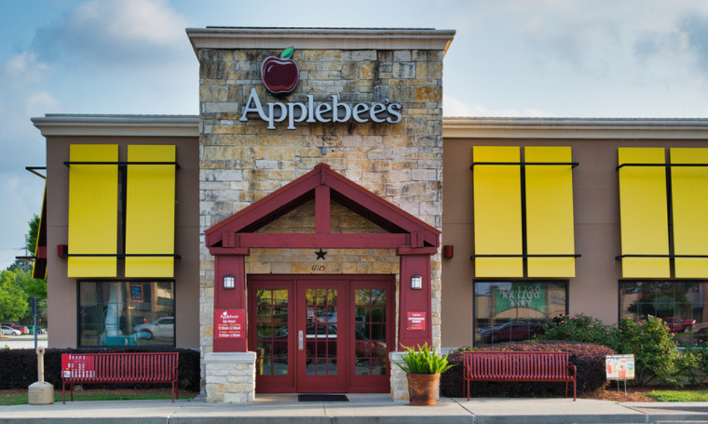 Applebee's franchisee grilled with sexual orientation, race discrimination lawsuit