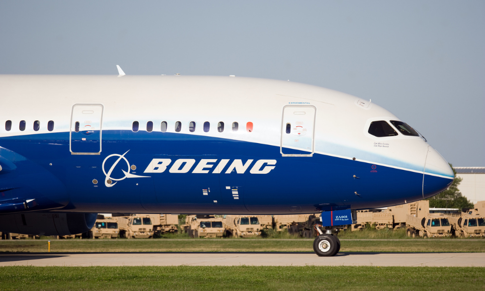 Boeing cuts back on HR support services