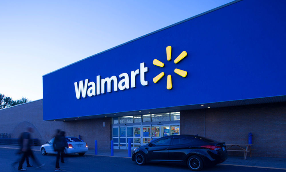 Walmart raises its minimum wage
