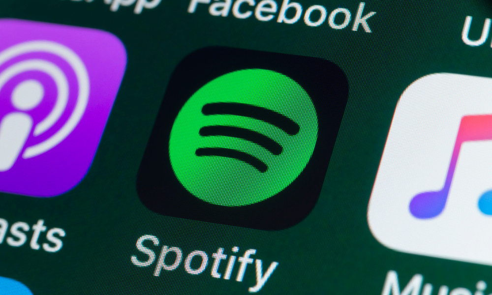Spotify CEO apologises to staff for Joe Rogan controversy