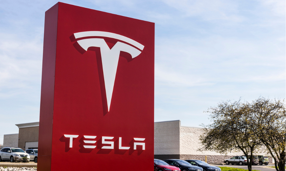 Conscripted Ukrainian employees of Tesla to remain paid