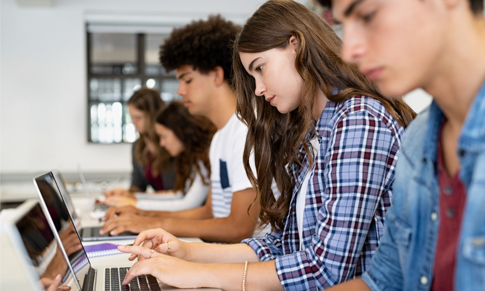 Canada to suspend work cap for international students