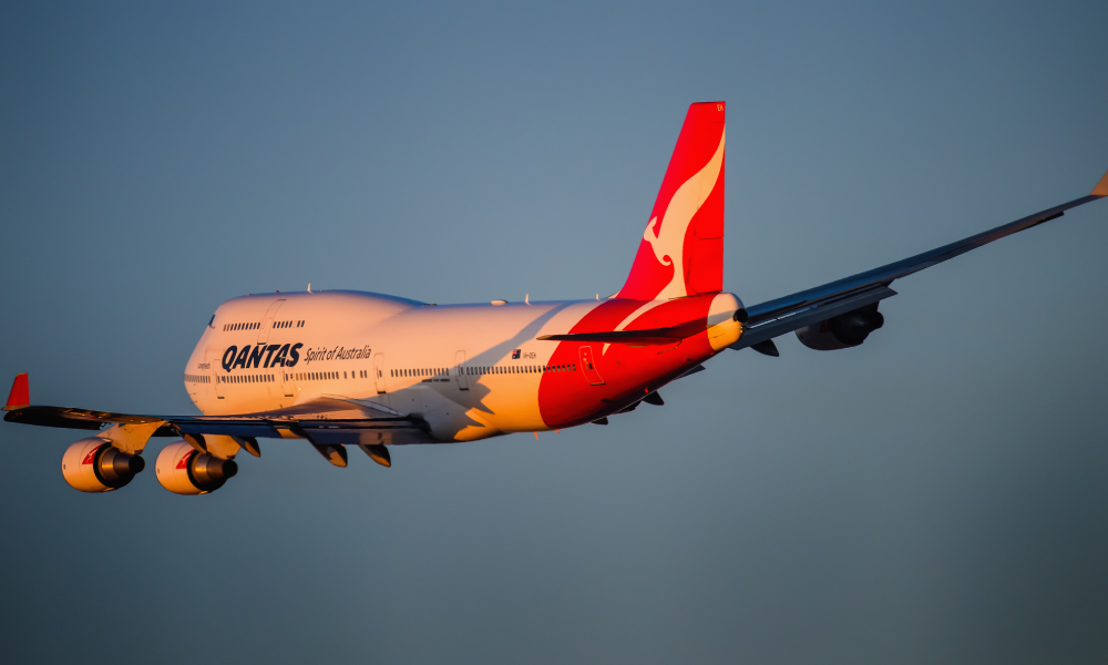 Qantas faces High Court challenge after unions allege misuse of JobKeeper