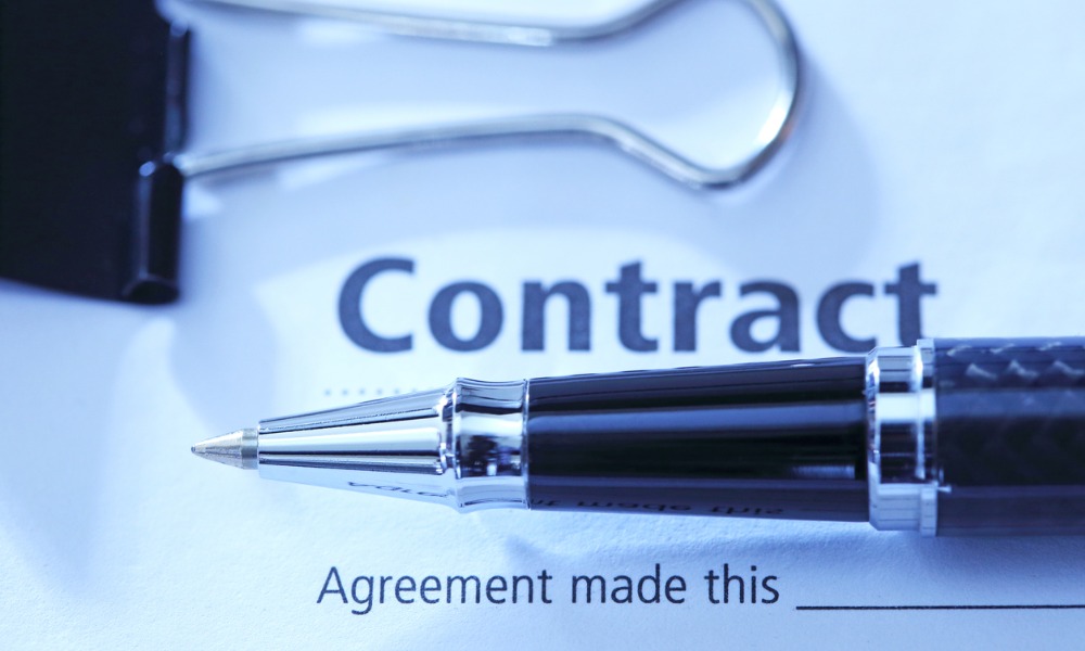 Does the expiration of a fixed-term contract mean dismissal?