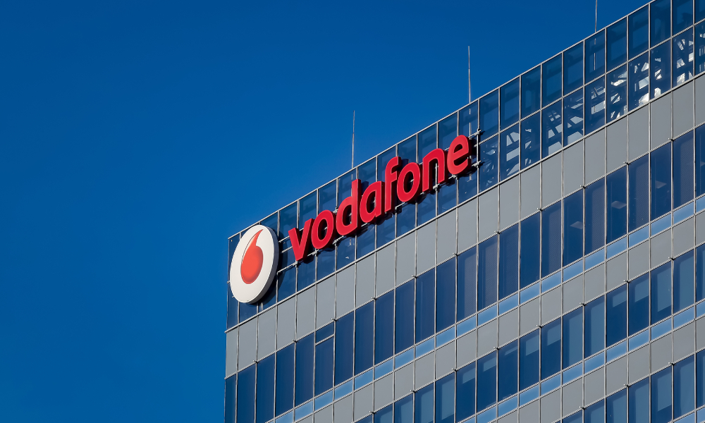 Vodafone NZ CEO Jason Paris reacts to customer who complained over te reo Māori