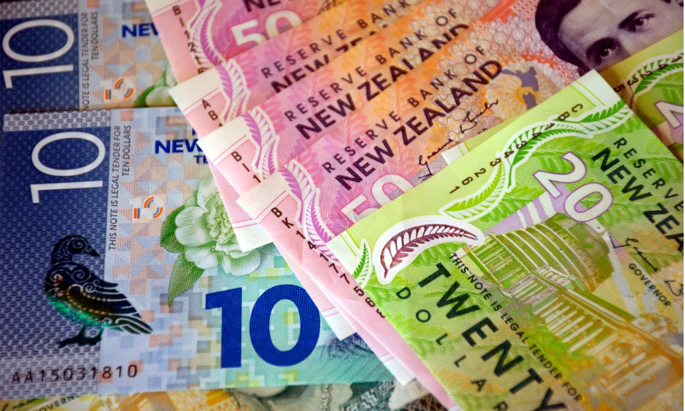 NZ government extends pay equity deal to over 4k social workers