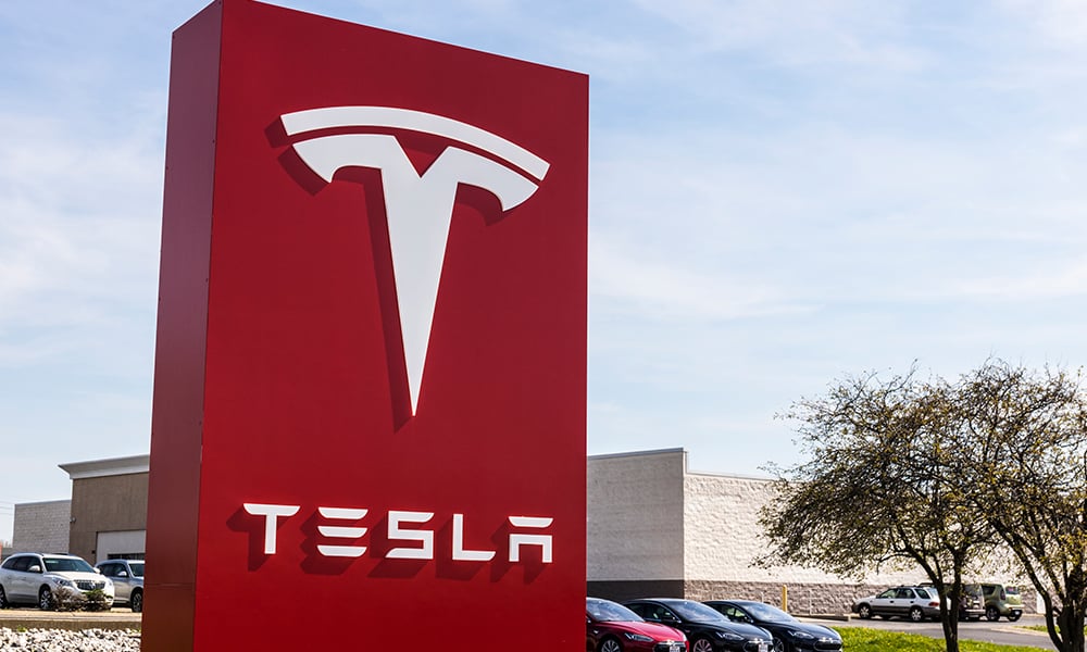 Tesla's leaked handbook sheds light on open-door policy