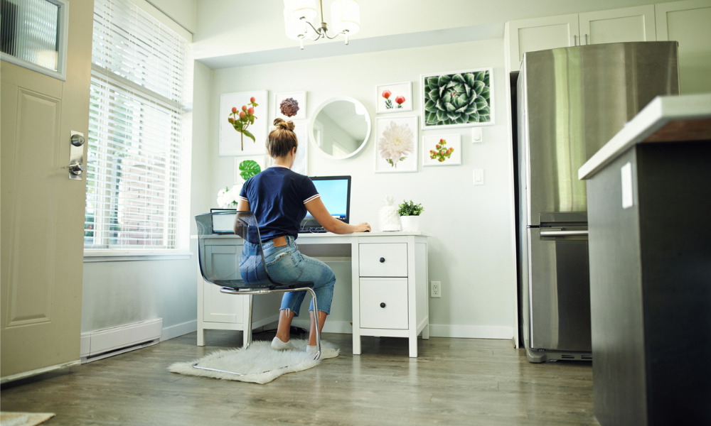 Google offers staff USD1,000 to buy furniture for home offices