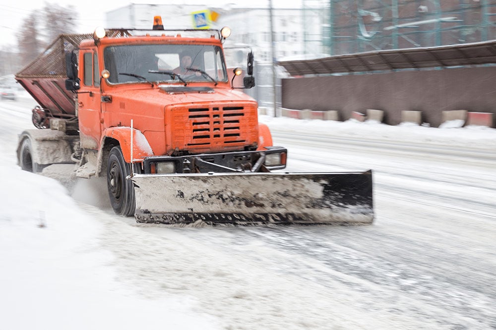 Saskatchewan reminds public to drive safely to protect snowplow operators