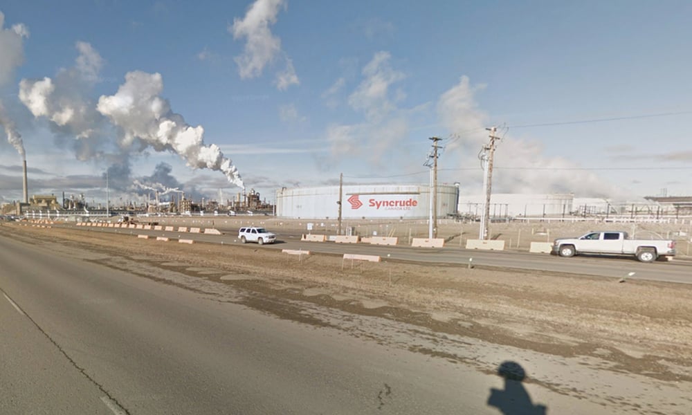 Syncrude investigates death of contract worker