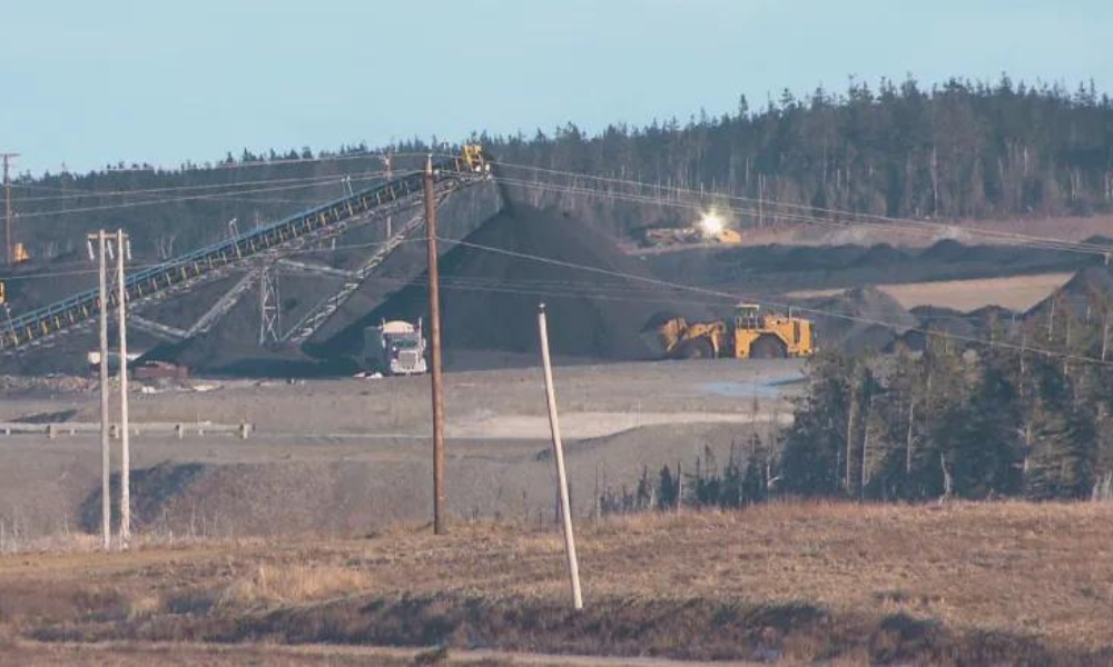 Mine closure due to safety problems is hurting businesses around community