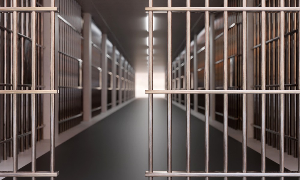 Overcrowding in Ontario jails puts mental strain on correctional officers