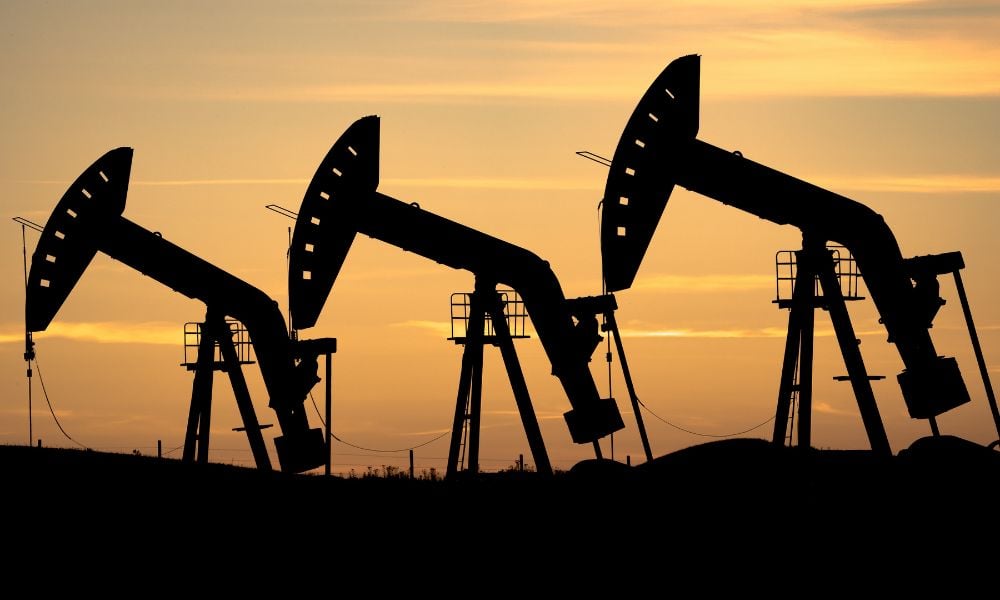 Alberta regulator tells oilsands firm to abandon assets