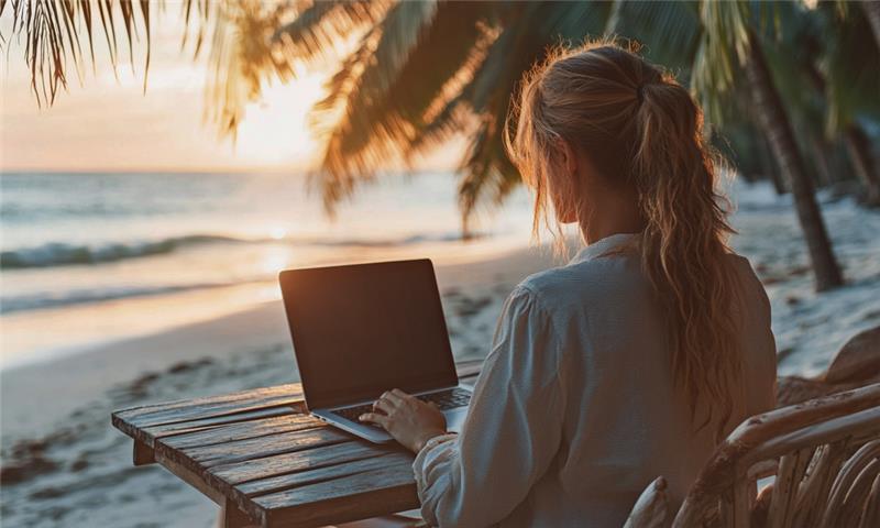 Flexible working is the most common benefit given to lawyers: College of Law salary survey