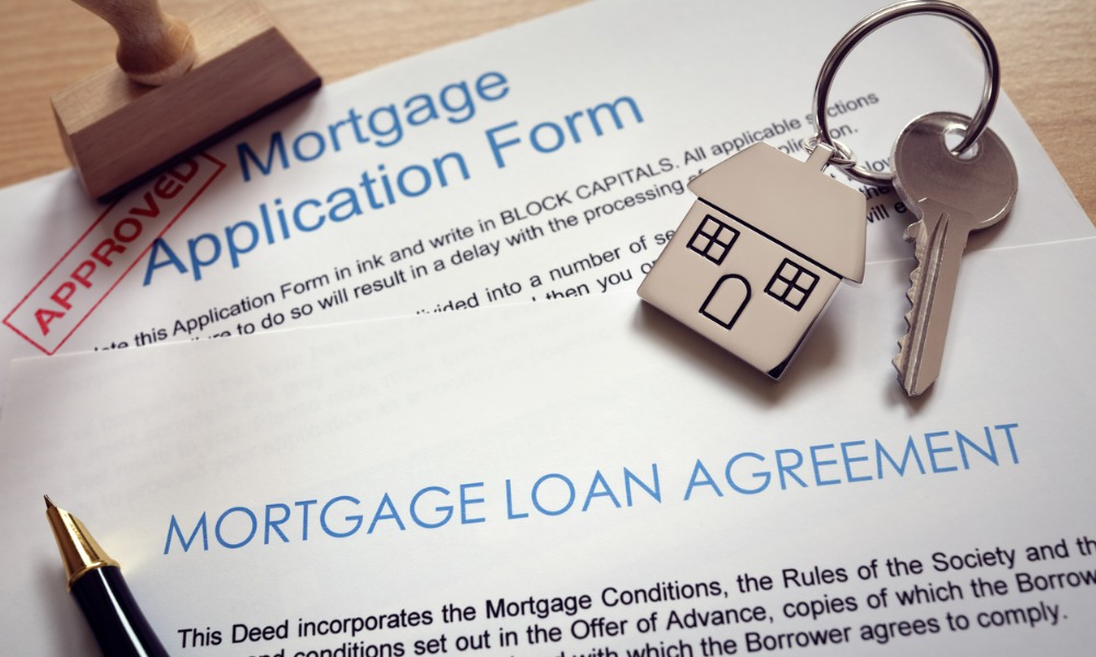 Mortgage applications fall to lowest level since February
