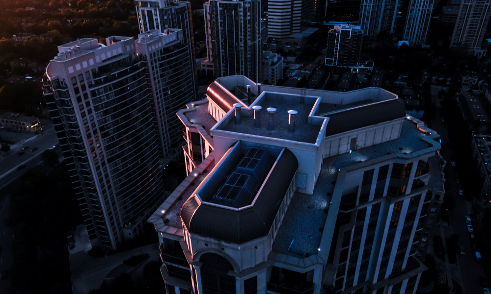 New condo sales in GTHA plunge to lowest level since 1995