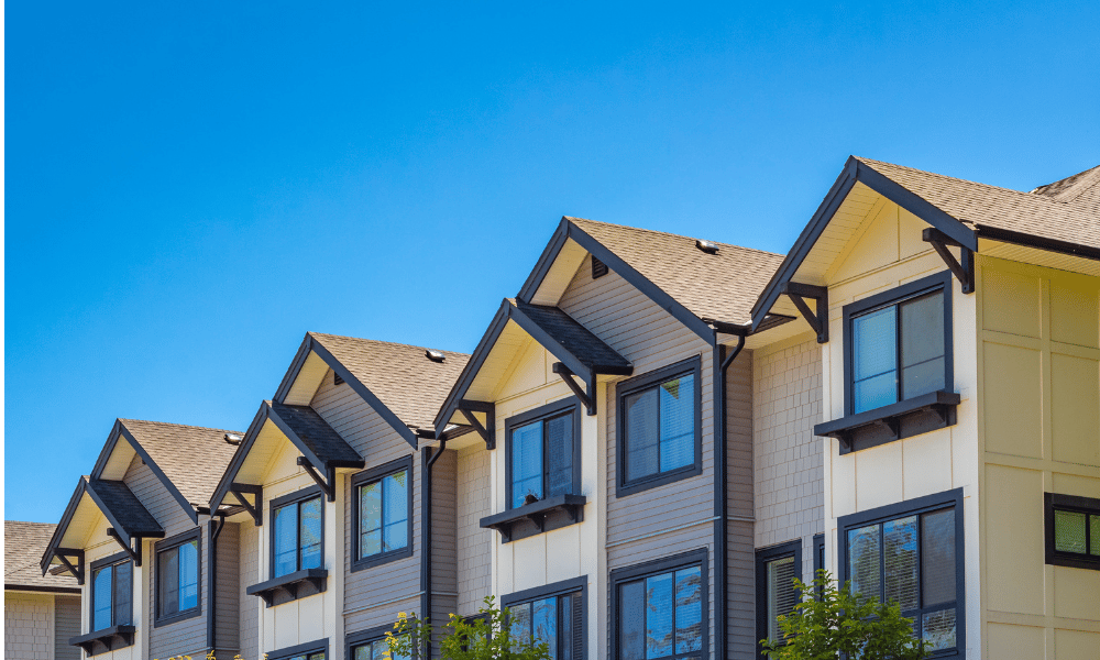Canada rental market affordability splits along income lines, says CMHC