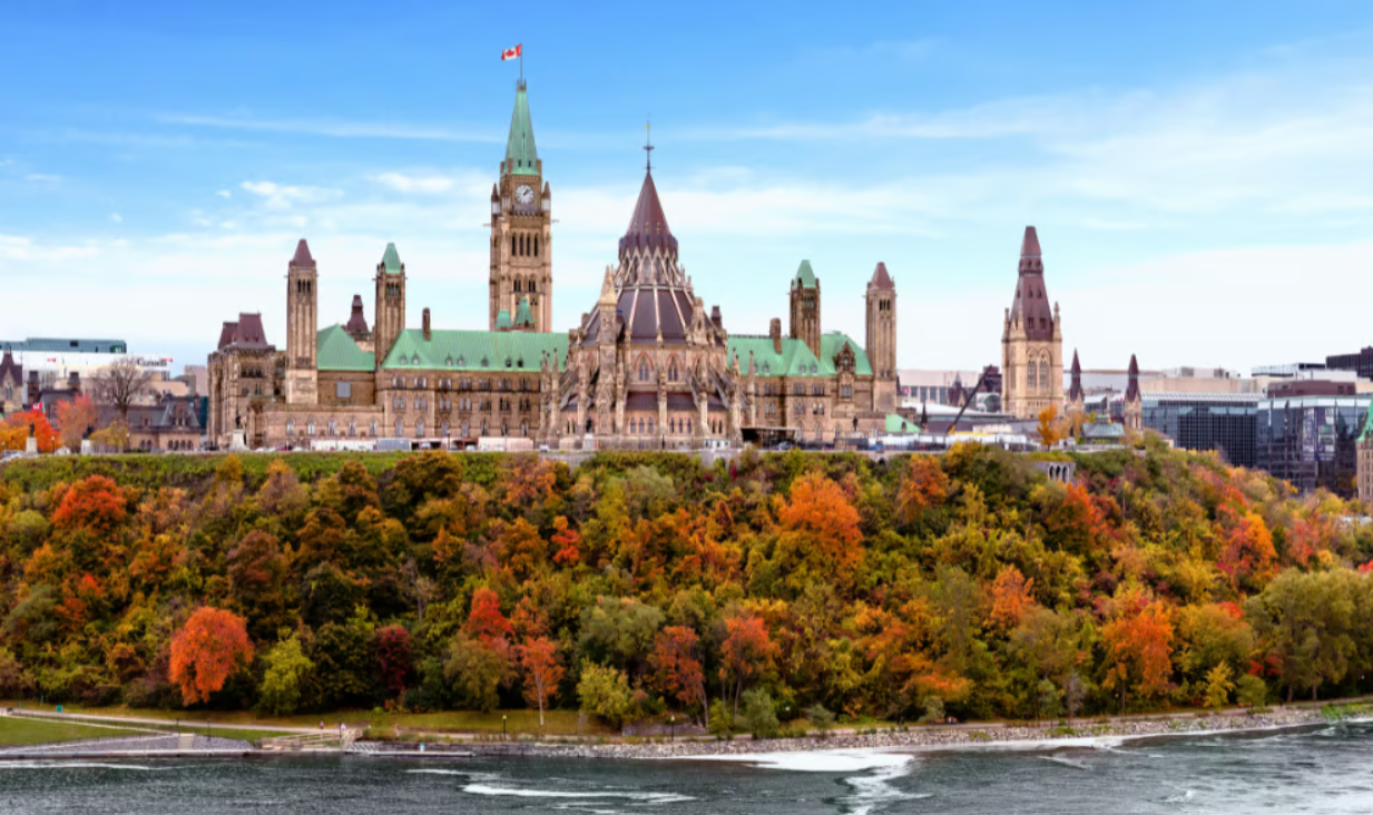 After clinching majority, Liberals reveal date of pivotal economic statement